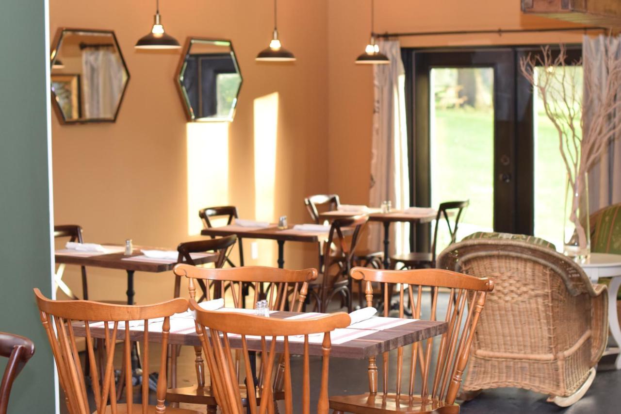 The Inn At Warm Springs Buitenkant foto